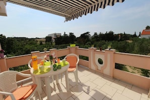 إطلالة على الحديقة