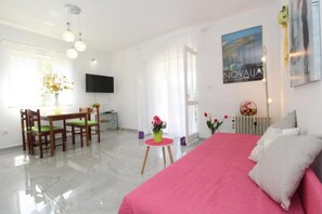 Classic Apartment | Living area | LCD TV - Apartments Danijela Novalja (Novalja)