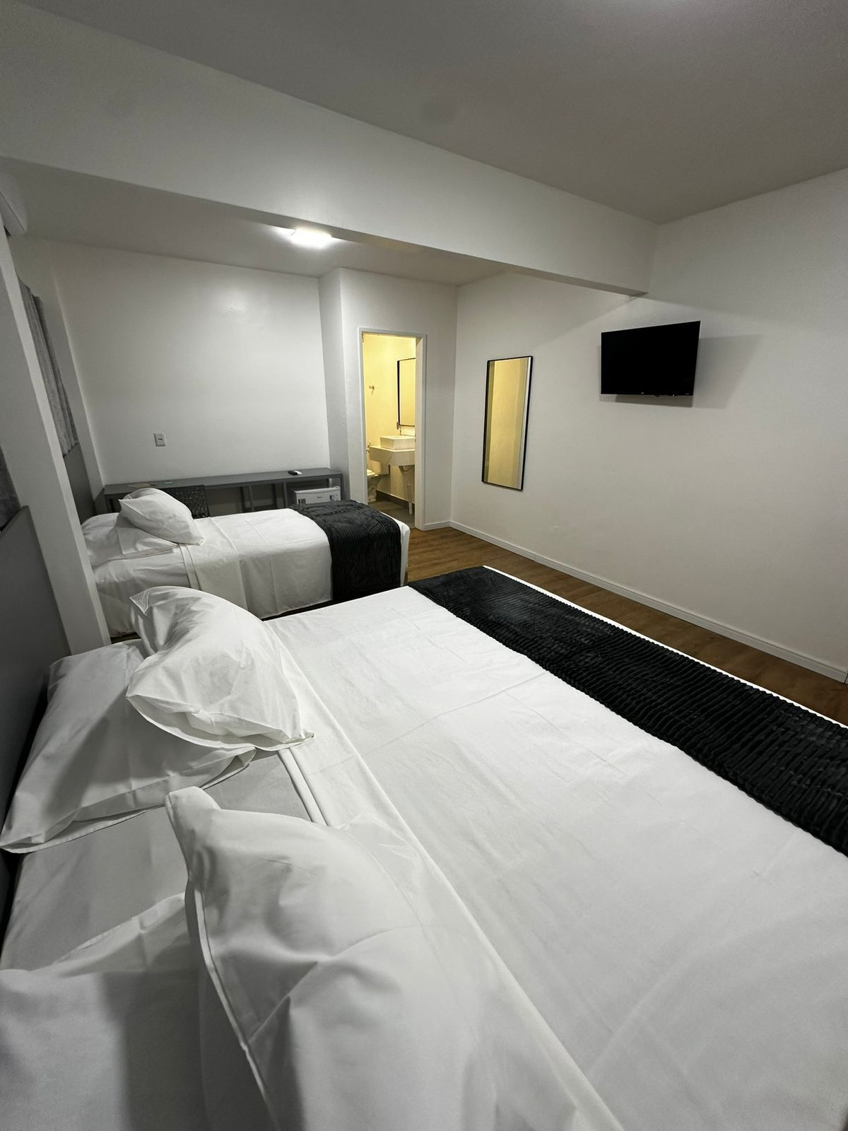 Standard Room, 1 Double Bed | Iron/ironing board, free WiFi