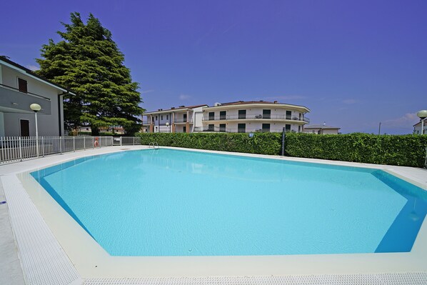 2 عدّة غرف نوم