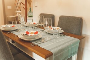 Dining - Kostoenea - Jasmin rural apartment by the sea (Hondarribia)