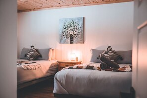 Schreibtisch, WLAN, Bettwäsche