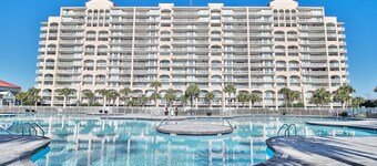 3503 Yacht Club Villas