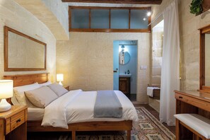 Traditional Villa | 3 bedrooms, iron/ironing board, free WiFi - Tan-Nanna Farmhouse (Kercem)