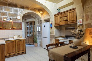 Private kitchen - Tan-Nanna Farmhouse (Kercem)