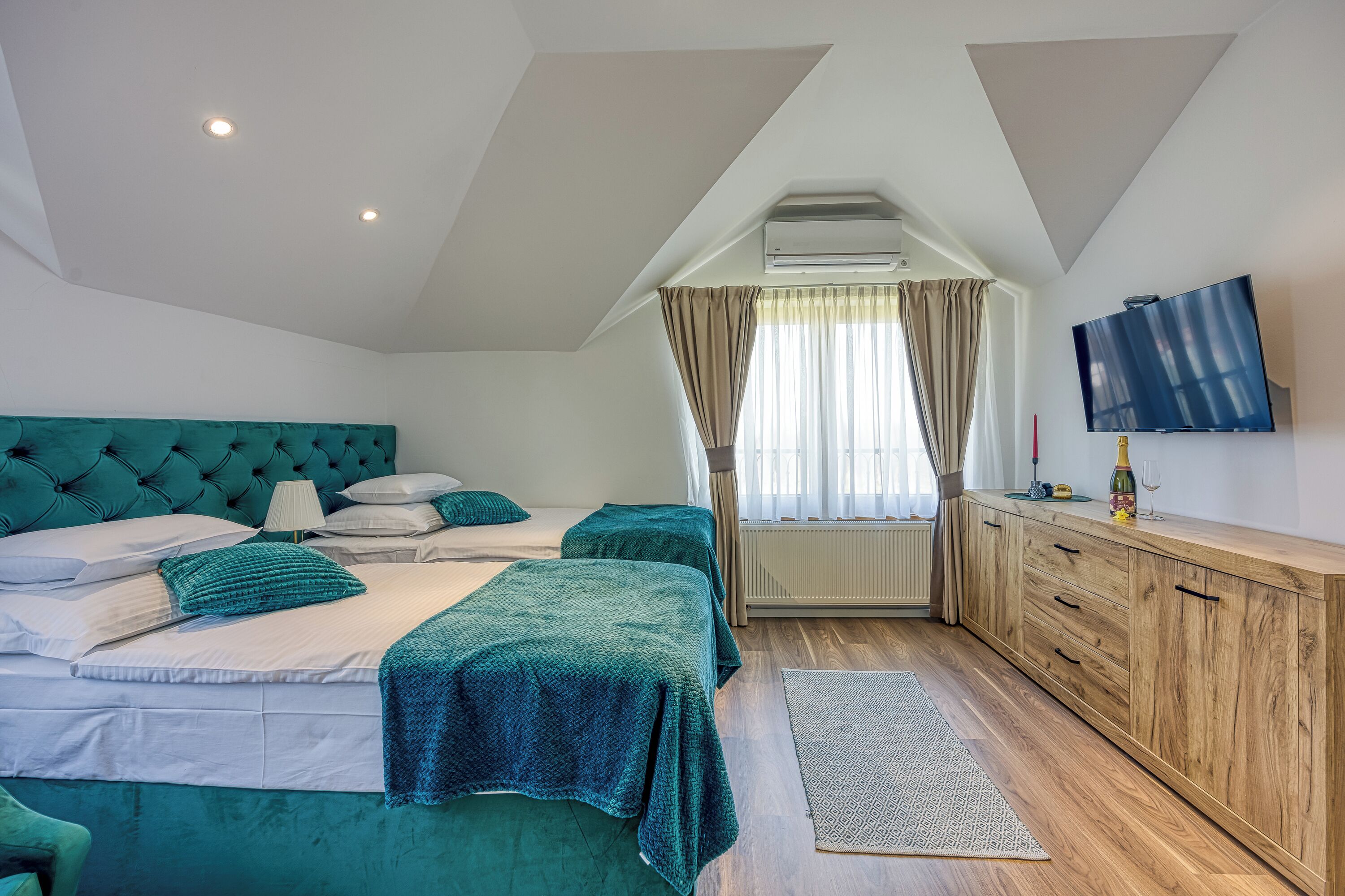 Family House, Multiple Bedrooms, 2 Bathrooms, Mountainside (Hedonistic Vineyard Estate with Hot) | 4 bedrooms, iron/ironing board, free WiFi, bed sheets