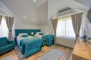 Family House, Multiple Bedrooms, 2 Bathrooms, Mountainside (Hedonistic Vineyard Estate with Hot) - Hedonistic Vineyard Estate (Ludbreg)
