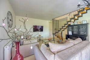 Living area - Hedonistic Vineyard Estate (Ludbreg)