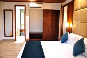 Familienzimmer | Daunenbettdecken, Select-Comfort-Betten, Schreibtisch, kostenloses WLAN