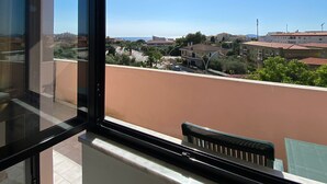 Classic Double or Twin Room | In-room safe, desk, bed sheets - Green Sporting Club Hotel (Alghero)