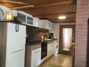 Geladeira, fogão, cooktop, lava-louças