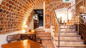 Pub - Shick Hostel & Apartments (Wroclaw)