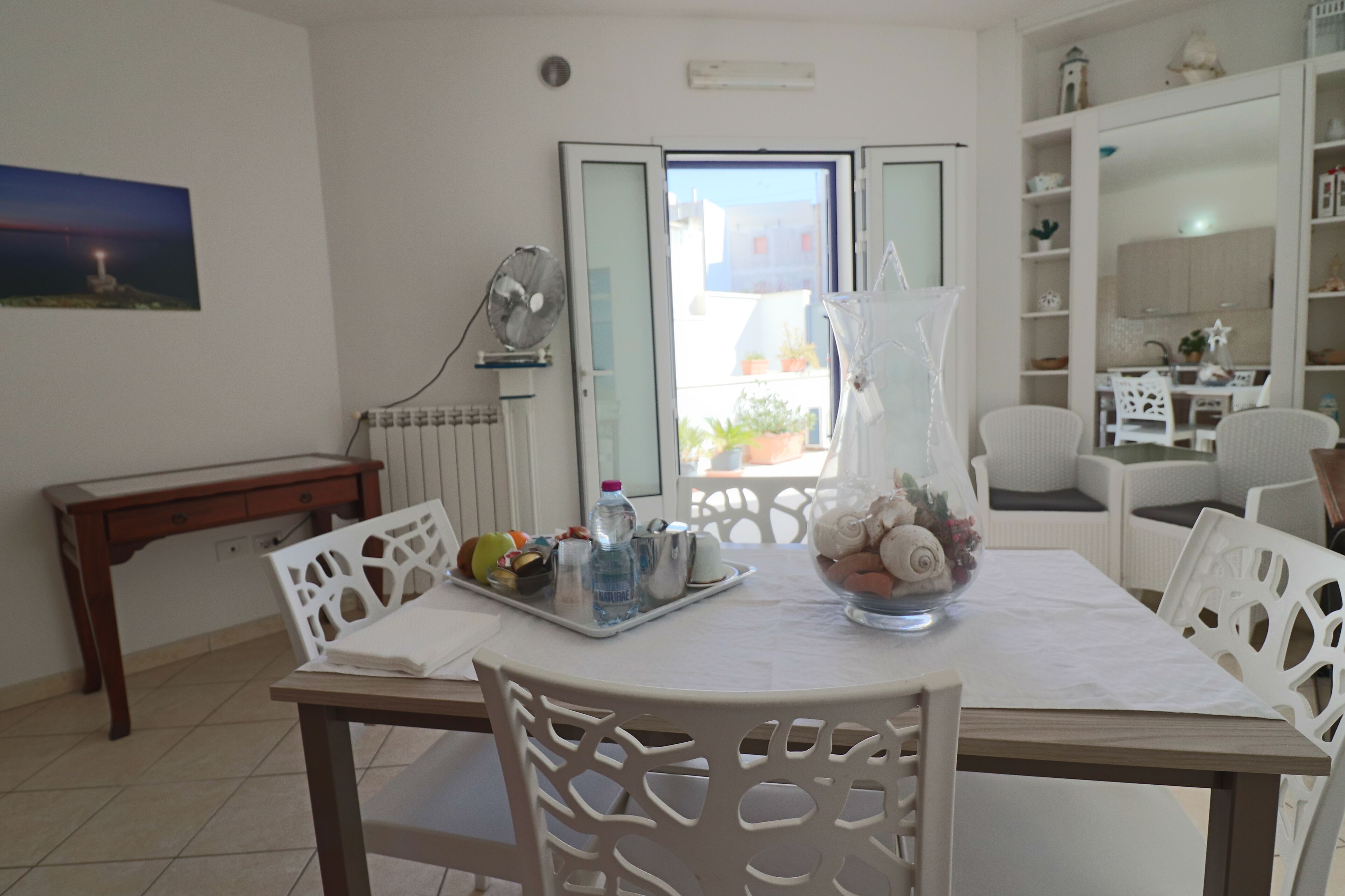 Apartment, 3 Bedrooms, Smoking, City View | Dining