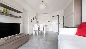 Apartment (1 Bedroom) | Interior - Italianway Comfort - Meda 27 B (Milan)