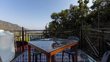 Family 2 Bedroom Suite with Private Terrace | Terrace/patio