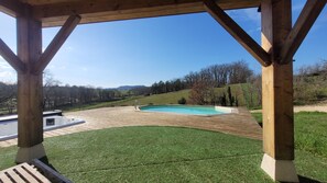 Terrace/patio - Location de Gite et Salle de Stage Pour Professionnels du Mieux-être (Montayral)