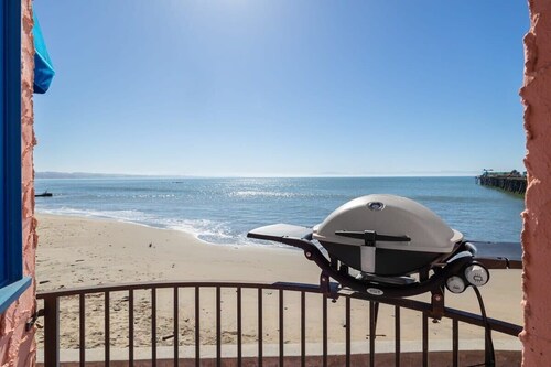 Pink Venetian (Upper Unit)