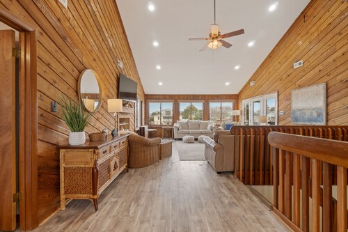 Spacious canal-front home with stunning Back Bay views and sunsets.