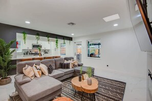 TV, fireplace, offices - Spring Branch Getaway Feat 5BD, Pool, Hot tub (Houston)