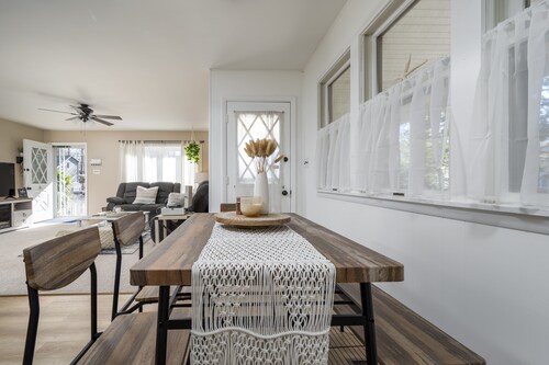 Newly refreshed home in Angola by the Bay 22860 Angola Road East