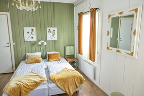 Decoración personalizada, muebles diferentes y wifi gratis