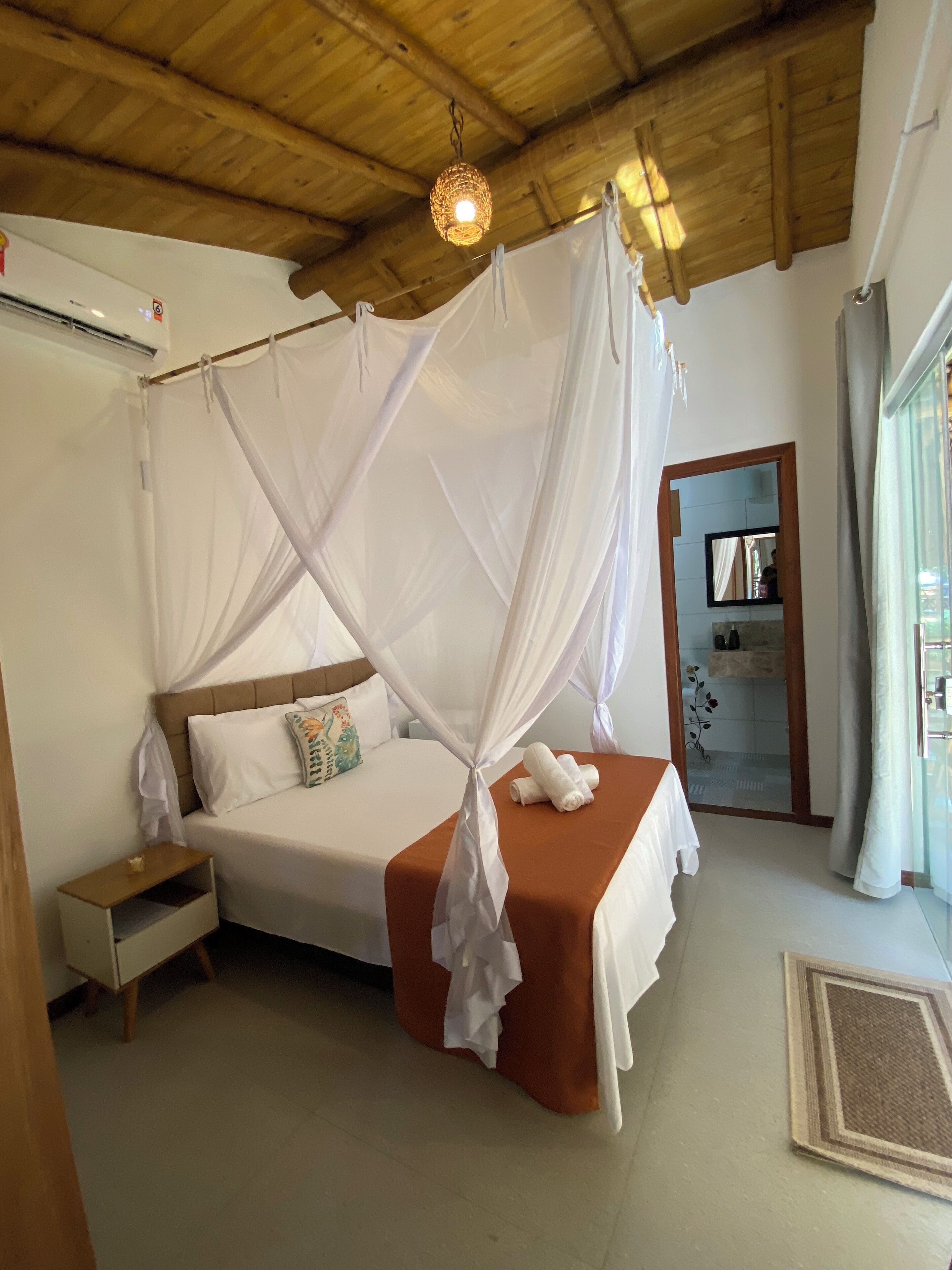 Suite Standard | Minibar, individually furnished, free WiFi