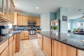 House (3 Bedrooms) | Interior - Lago Vista Vacation Rental - Walk to Lake Travis! (Leander)