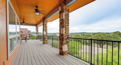Lago Vista Vacation Rental - Walk to Lake Travis!