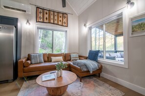 Smart TV, books - Ruby Ridge - Amazing views, Close to Town, Pet Friendly (Sylva)