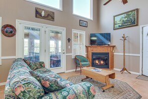 House (2 Bedrooms) | Interior