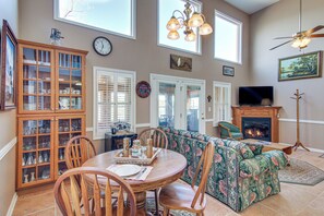 Casa (2 Bedrooms) | Interior