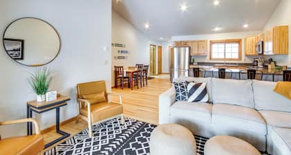 Beautiful Family Home: 10 Mi to Red Lodge Mountain