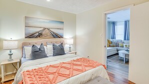 House (4 Bedrooms) | 4 bedrooms, bed sheets - Family Home in Blossvale w/ Oneida Lake Access! (Blossvale)