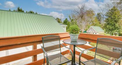 Aiken Apt w/ Garden-view Balcony: Half-mi to Dtwn!