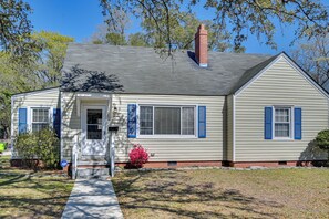 House (3 Bedrooms) | Interior - New Bern House w/ Gas Grill Near Neuse River! (New Bern)