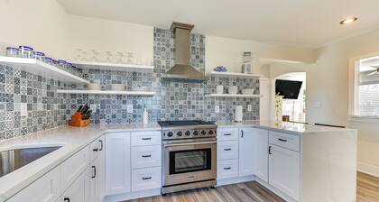 New Bern House w/ Gas Grill Near Neuse River!