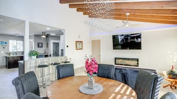 House (1 Bedroom) | Interior