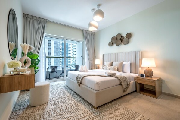 1 soverom, safe på rommet, strykejern/-brett og wi-fi (inkludert)