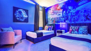 10 Schlafzimmer, Schreibtisch, BĂŒgeleisen/BĂŒgelbrett, WLAN