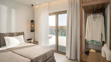 3 bedrooms, iron/ironing board, travel cot, WiFi