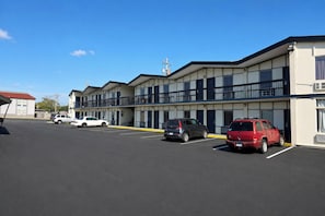 Free self-parking - Washington Motel By Hotel O (Washington)