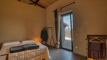 1 bedroom, iron/ironing board, WiFi