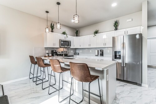 Serene Golf View Retreat 3 Bedroom Duplex by RedAwning