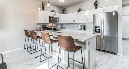 Serene Golf View Retreat 3 Bedroom Duplex by RedAwning