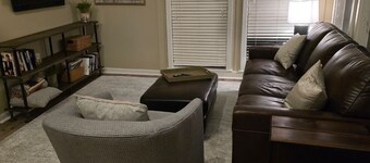 Two Bedroom Condo on Lake Lanier at Port Royale Marina