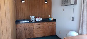 Lobby - Scotwood Motel By OYO Washburn Nd (Washburn)