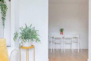 เบสิกอพาร์ทเมนท์ | ร้านอาหาร