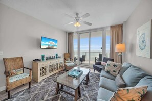 Smart TV - Lighthouse 905 | 2BR Beachfront Condo (Gulf Shores)
