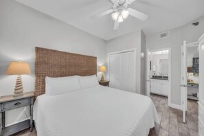 2 عدّة غرف نوم ومكواة/لوح كي وواي فاي مجانًا وملاءات أسرّة