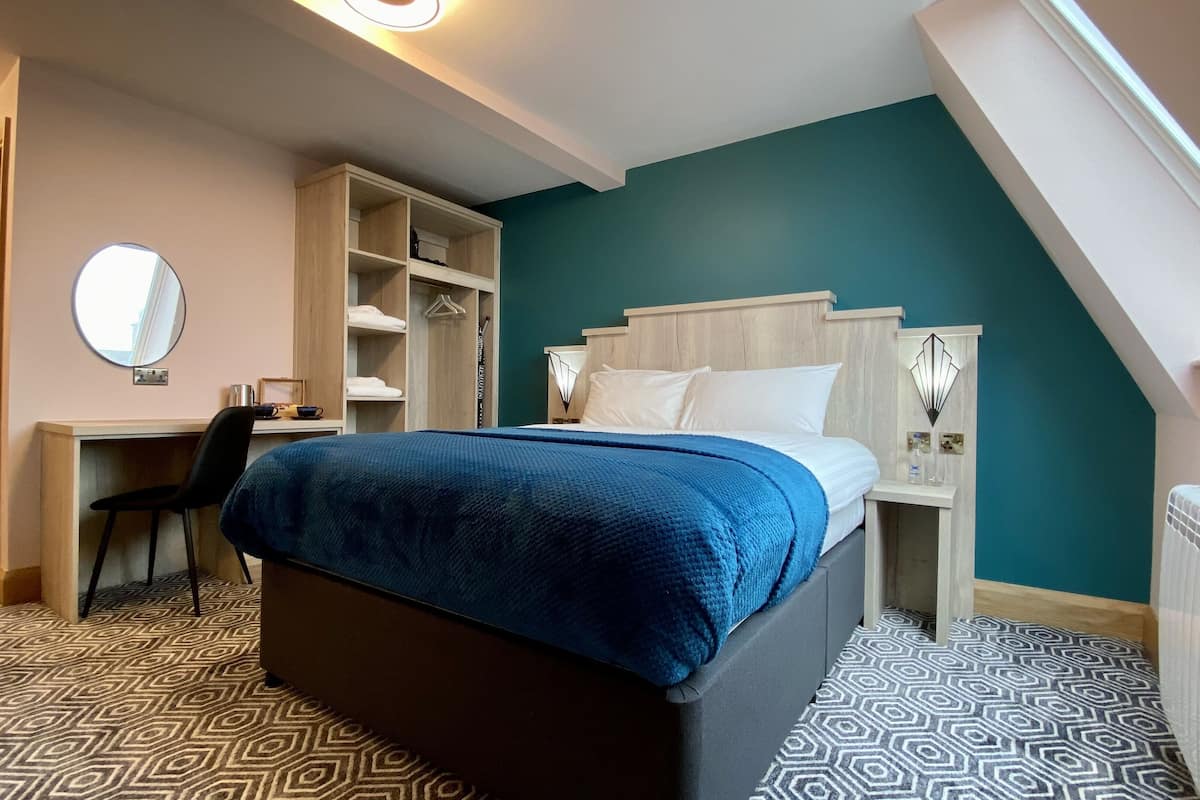 Double Room (cosy double)